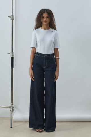 Wide-Leg Jean