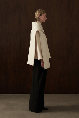 Mia Atkılı Ekru Kaşe Kaban